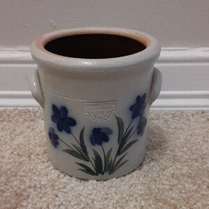 Stoneware Pot with Blue Floral Design